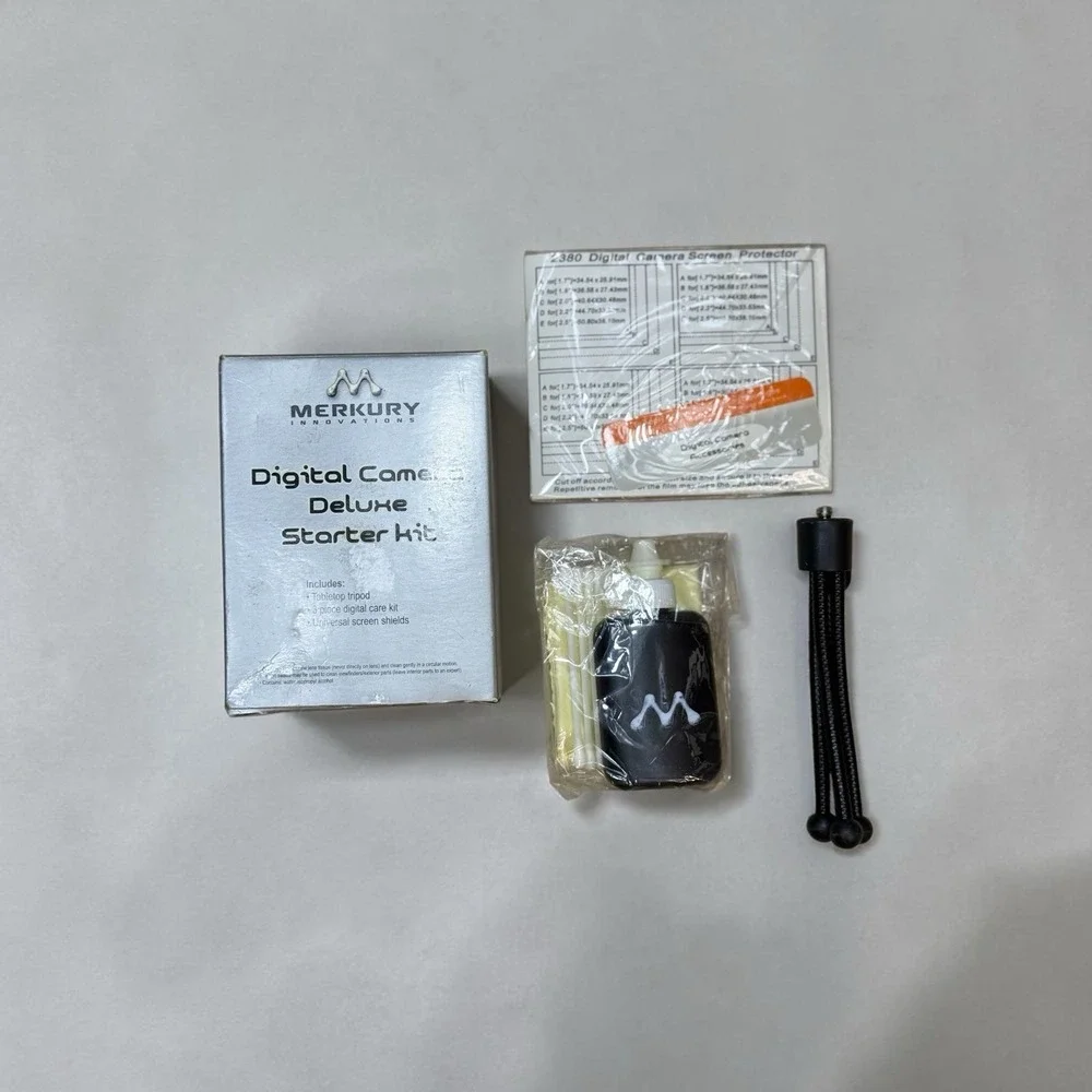 VTG 2005 Merkury Digital Camera Starter Kit Tripod Cleaning Kit Screen Guards